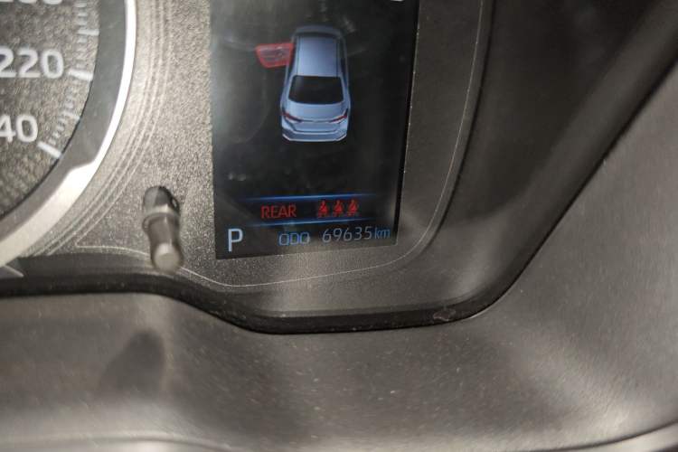 Used Toyota Corolla 2021 1.2T S-CVT Elite PLUS Edition Odometer Close Up