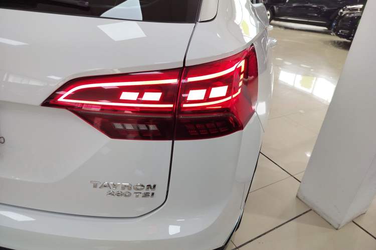 Used Volkswagen Tayron 2020 280TSI Two-Wheel Drive Luxury Connect Edition