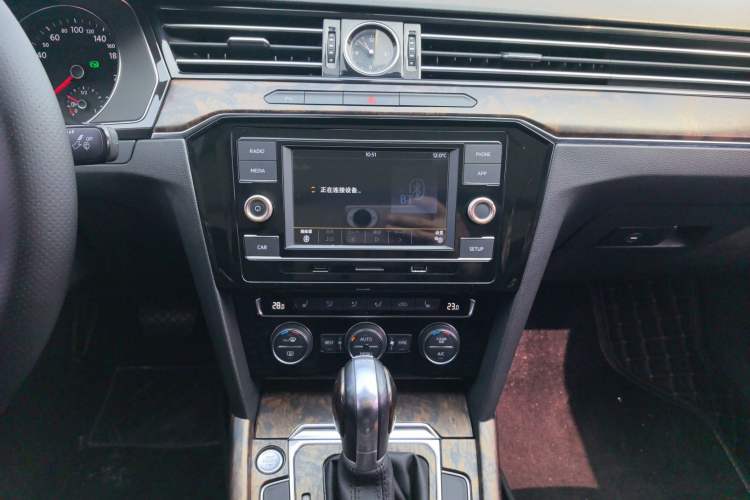 Used Volkswagen Magotan 2018 Facelift 330TSI DSG Luxury Model
