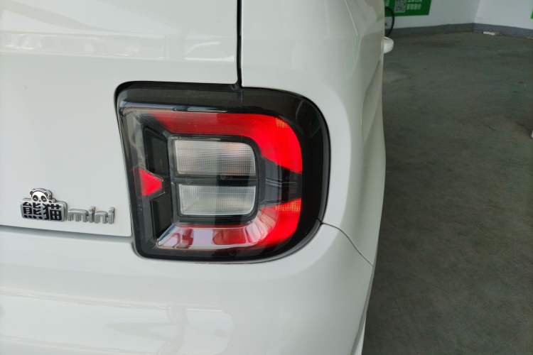 Used Geely Galaxy Panda 2024 Panda Mini 200km Longteng PRO Edition
