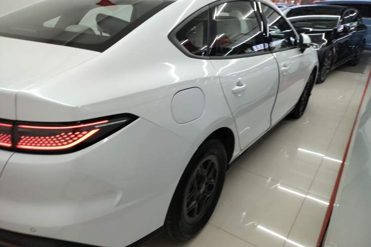 Used BYD Seal 05 DM-i 2025 DM-i Smart Drive 55KM Luxury Model Rear Right 45 Deg