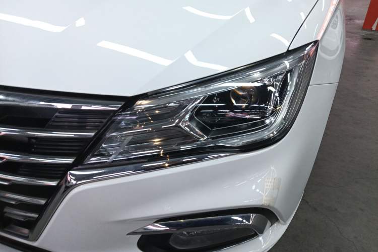 Used Roewe i5 2020 1.5L Automatic 4G Connect Luxury Flagship Edition
