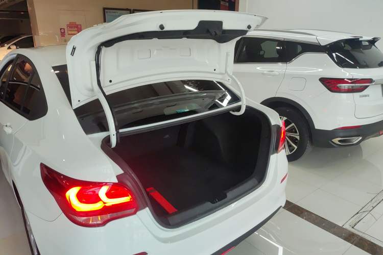 Used Chevrolet Cavalier 2019 320 Automatic Enjoyment with Sunroof
