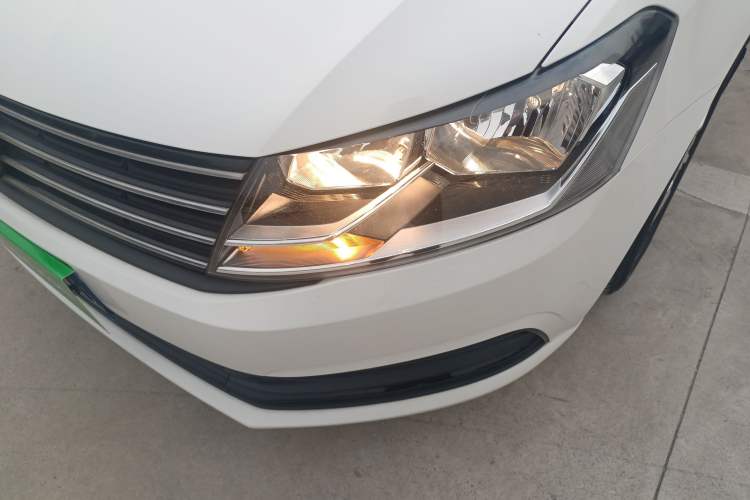 Used Volkswagen Lavida 2017 1.6L Automatic Fashion Edition
