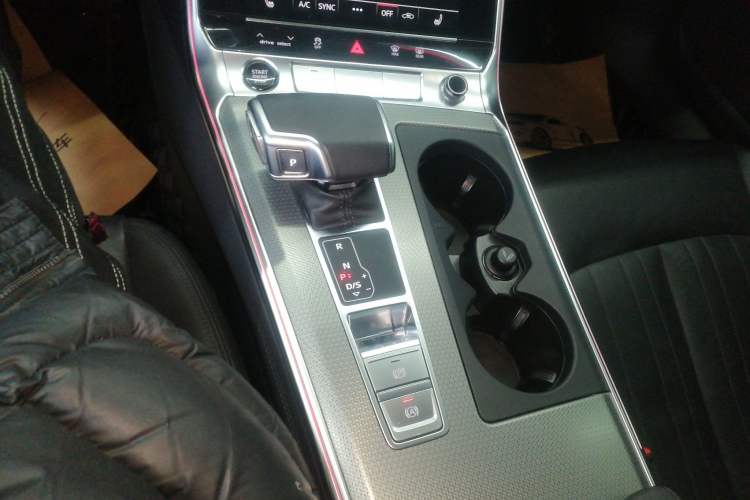 Used Audi A6 (Import) 2022 allroad quattro Explorer 55 TFSI Prestige Off-Road Model