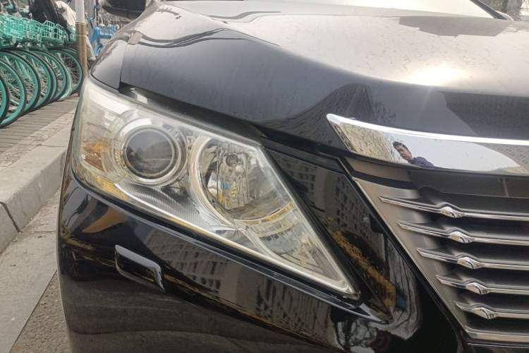 Used Toyota Camry 2012 2.5G Luxury Edition Right Front Headlight