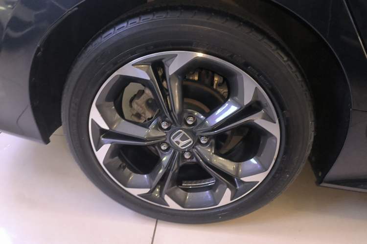 Used Honda Civic 2022 240TURBO CVT Dynamic Control Version