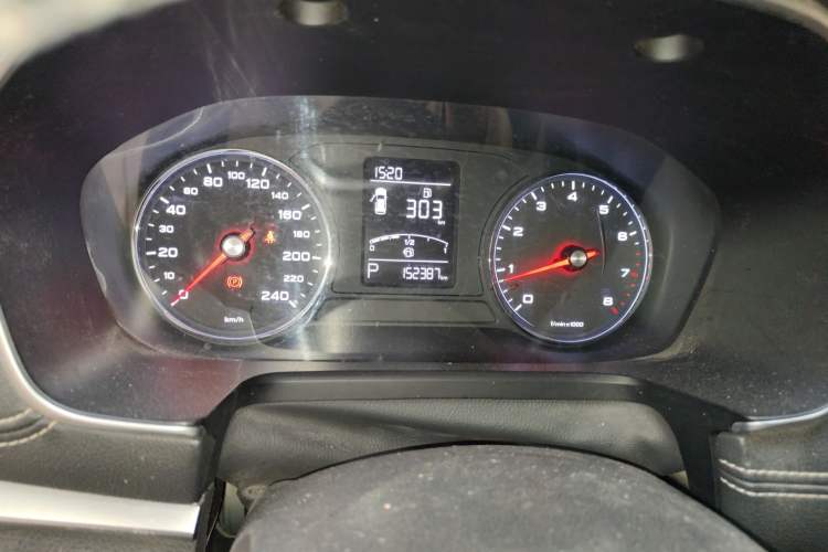 Used Roewe RX5 2019 20T Two-Wheel Drive Automatic 4G Connected Platinum Edition Instrument Cluster