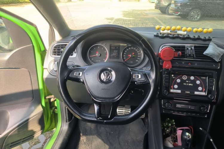 Used Volkswagen Polo 2014 1.6L Automatic Luxury Edition
