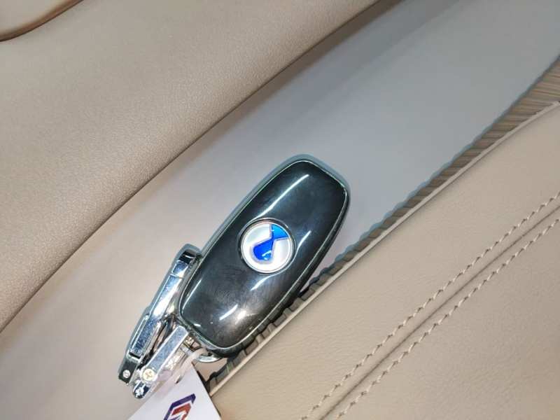 Used Denza D9 2022 DM-i 970 Four-Wheel Drive Flagship Model — 8