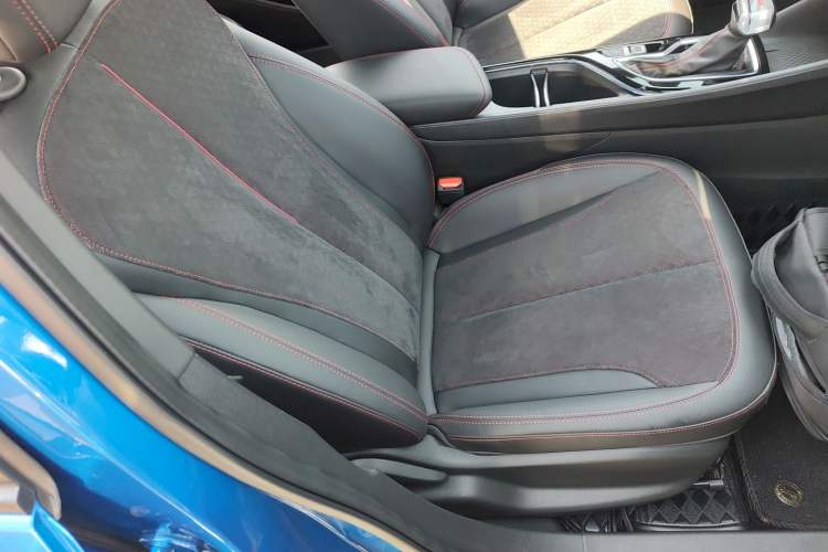 Used Buick Verano 2023 Pro GS Swift Edition Right Front Seat
