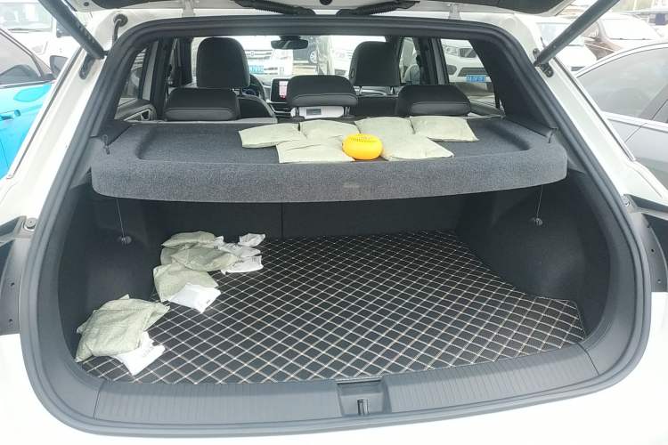 Used Volkswagen T-ROC 2024 300TSI DSG Two-Wheel-Drive Chen Guang Edition