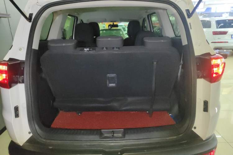 Used Wuling Hongguang S3 2019 1.5L Manual Standard Version China VI Standard
