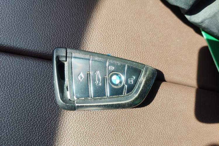 Used BMW 5 Series 2022 Second Facelift 525Li M Sport Package