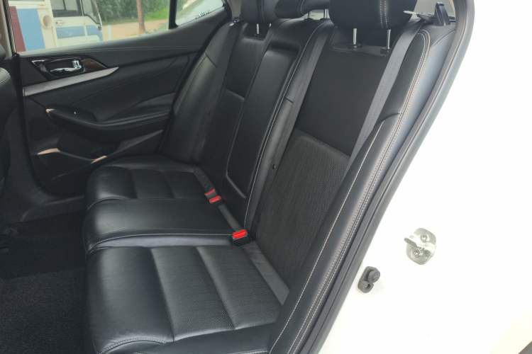 Used Nissan Maxima 2016 2.5L XL Luxury Edition
