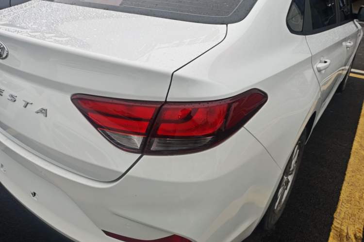 Used Hyundai Celesta 2020 1.6L Automatic GL Enjoyable Edition
