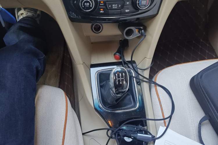 Used Baojun 730 2016 1.5L Manual Comfort Version 7 Seats China V Emission Standard
