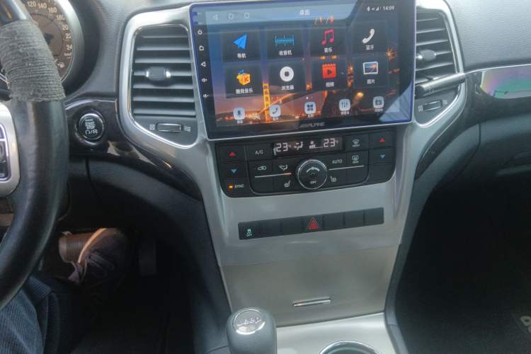 Used Jeep Grand Cherokee 2011 3.6L Comfort Edition
