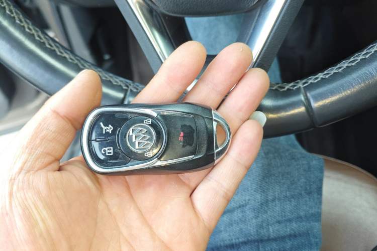 Used Buick Envision 2018 28T Four-Wheel Drive Elite Version Vehicle Key