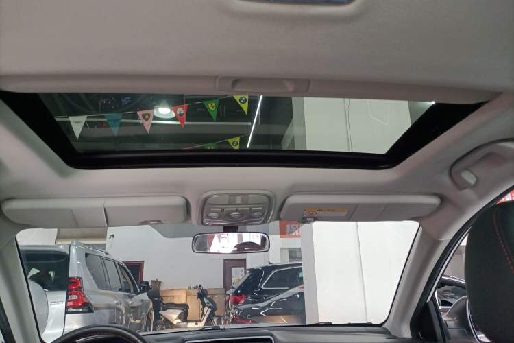 Used Haval M6 2019 1.5T DCT Two-Wheel Drive Elite Version China VI Standard
