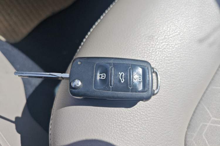 Used Volkswagen Santana 2013 1.6L Manual Comfort Edition Vehicle Key