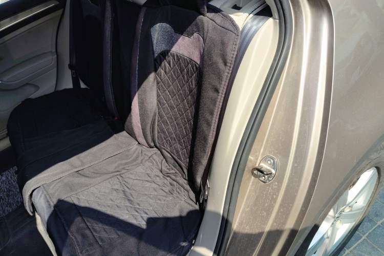 Used Volkswagen Golf 2015 1.6L Automatic Comfort Model Left Rear Seat