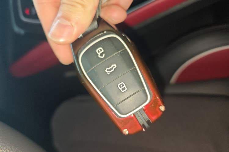 Used SOL QX 2021 300T DCT Prestige Smart Connectivity Version Interior 1