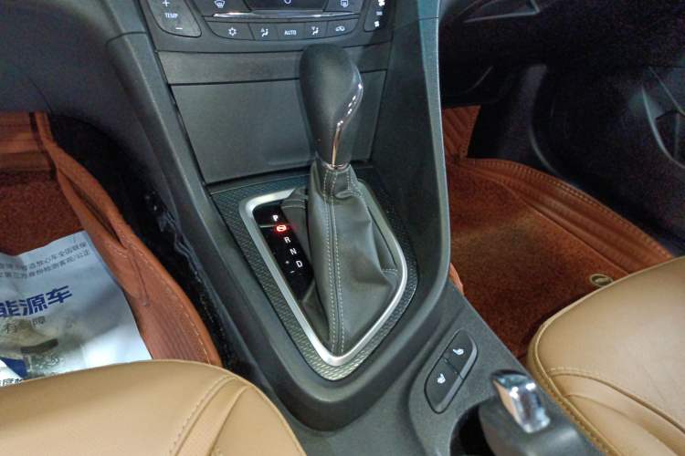 Used Buick Excelle GX 2018 18T Automatic Flagship Model
