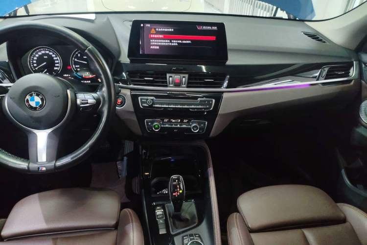 Used BMW X1 2021 sDrive20Li Premium Edition Audio And AC Panel