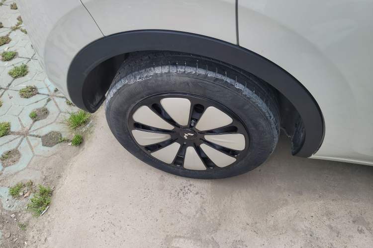 Used Wuling Bingo 2023 333 km Enjoyment Version Right Rear Wheel Hub