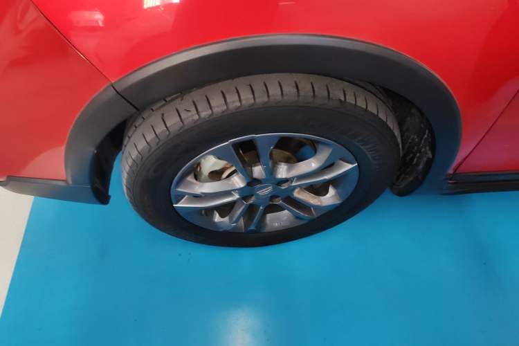 Used Geely Auto Vision X3 2020 1.5L CVT Luxury Model Exterior 3