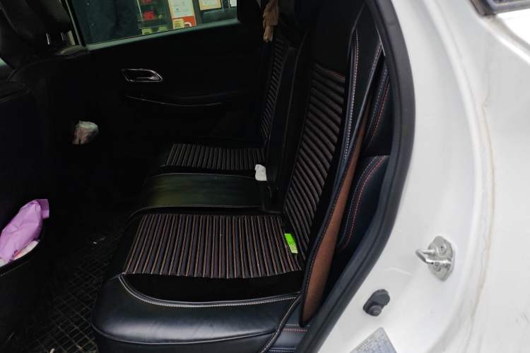 Used CHANGAN OSHAN X7 2020 1.5T Automatic Prestige Edition