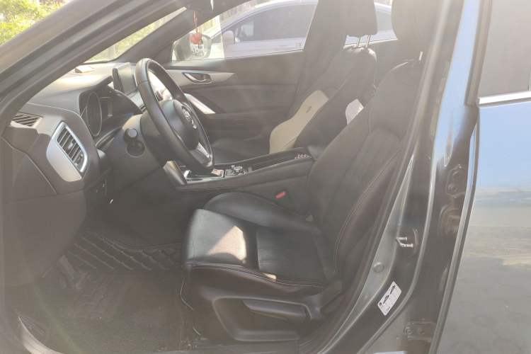 Used Mazda CX-4 2016 2.0L Automatic 2WD Blue Sky Luxury Edition