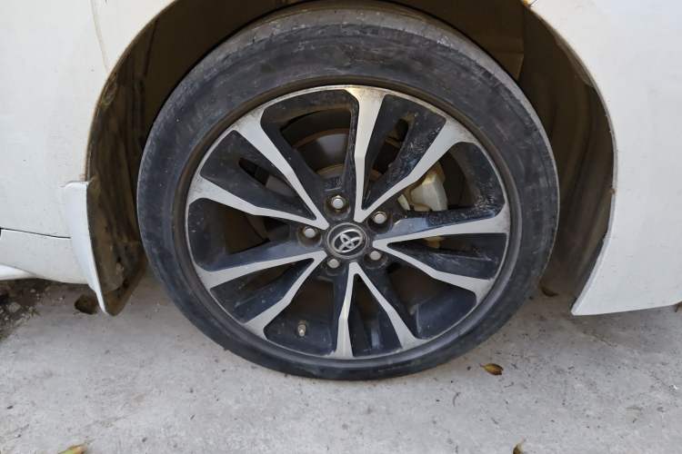 Used Toyota Levin 2022 Dual-Motor 1.8H E-CVT Sport Edition Right Front Wheel Hub