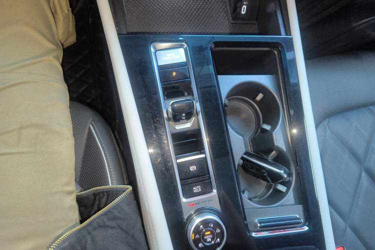 Used Volkswagen Teramont 2024 380TSI Four-Wheel Drive Prestige Luxury Edition Gear Lever