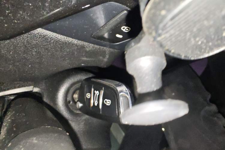 Used Citroen C-Quatre 2013 Sedan 1.6L Automatic Prestige Model Vehicle Key