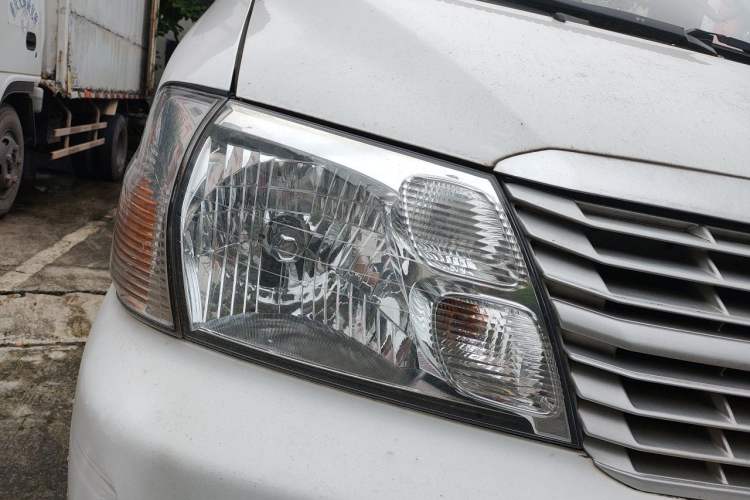Used Jinbei Express 2018 2.0L Standard Version V19
