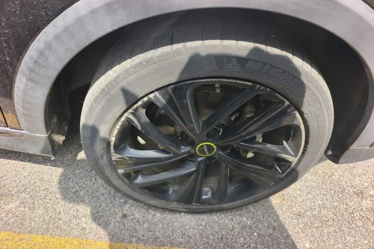 Used Roewe RX5 New Energy 2020 ePLUS National Trend Ronglin Luxury Edition Right Front Wheel Hub