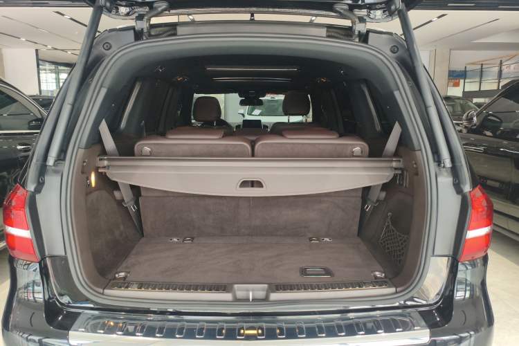 Used Mercedes-Benz GLS 2018 Refreshed GLS 400 4MATIC Dynamic Edition Trunk