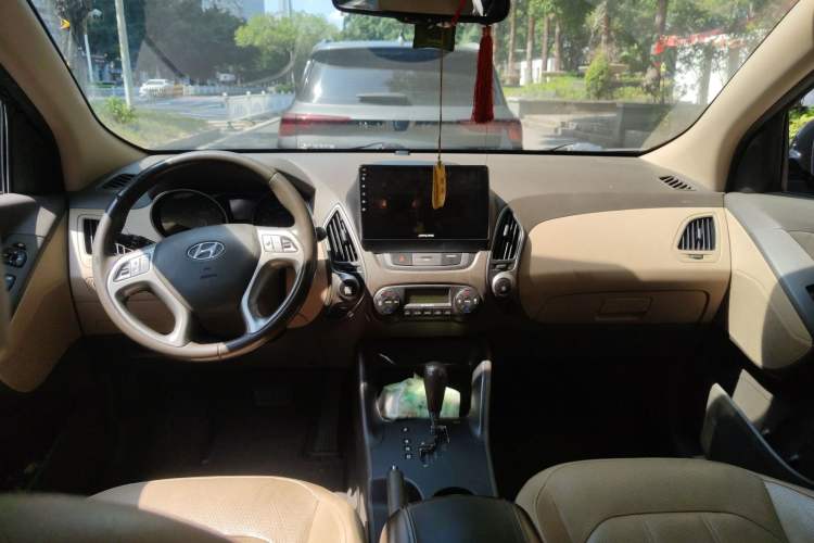Used Hyundai ix35 2013 2.0L Automatic 4x4 Intelligent GLS China IV Standard