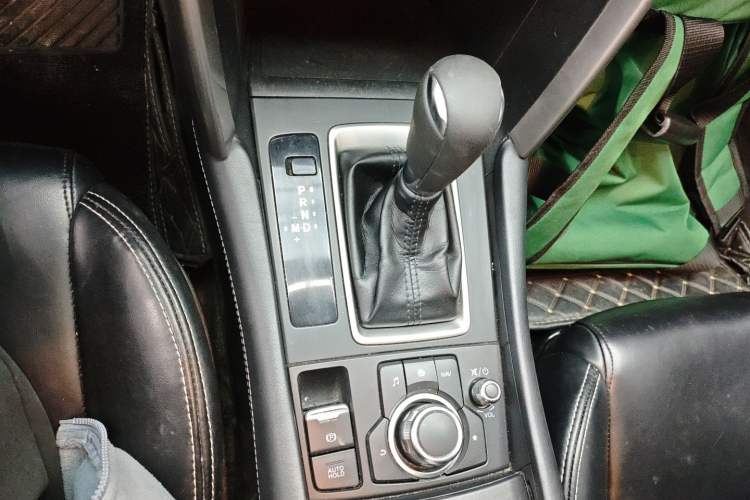 Used Mazda CX-4 2018 2.0L Automatic Two-Wheel Drive Blue Sky Dynamic Version China V Standard