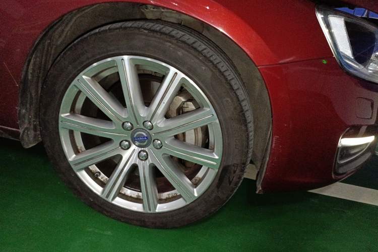 Used Volvo S60 New Energy 2015 S60L E-Drive Hybrid T6 Smart Drive Edition
