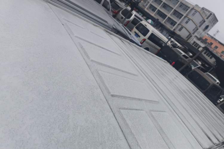 Used SAIC MAXUS Xintu V80 2023 2.0T Manual Classic Aoyuntong Short Wheelbase Ultra-Low Roof 5/6-Seater