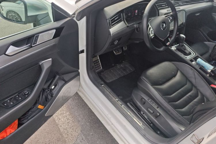 Used Volkswagen FAW-Volkswagen CC 2020 330TSI Glamour Edition China VI Standard Driver Seat