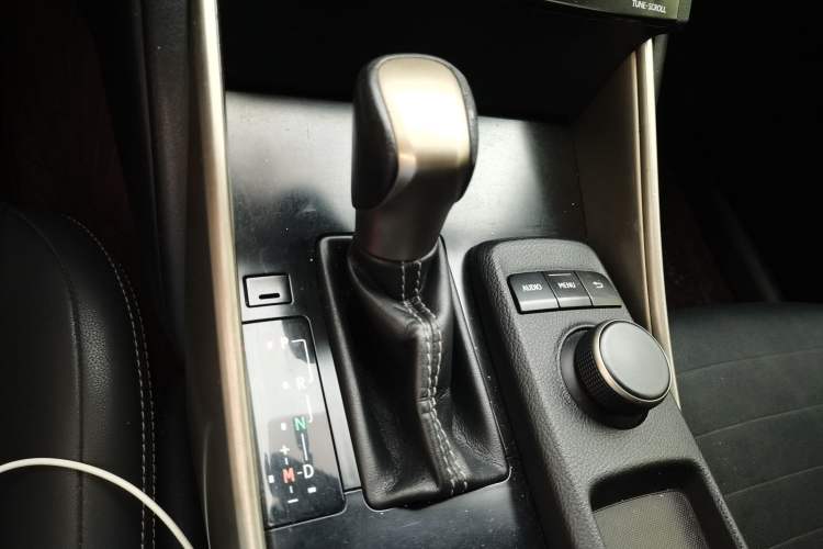 Used Lexus IS 2013 250 Leading Edition
