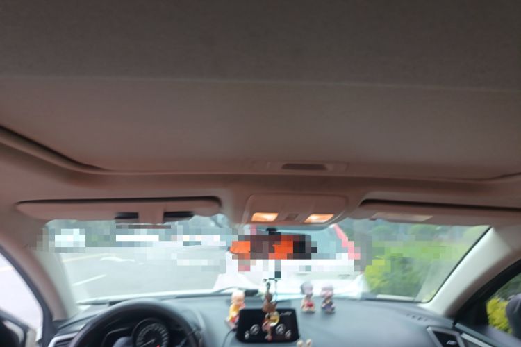 Used Mazda 3 Axela 2017 Sedan 1.5L Automatic Luxury Model China VI Standard
