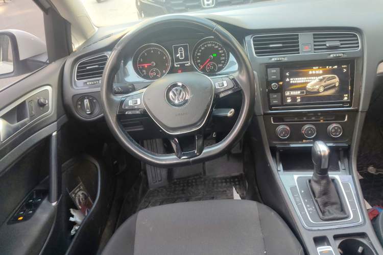 Used Volkswagen Golf 2019 200TSI DSG Comfort & Ambition Edition China VI Standard