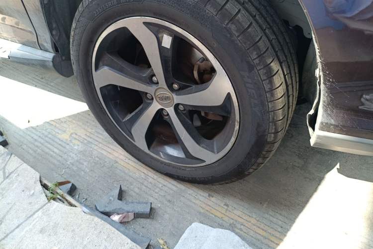 Used BYD S7 2015 2.0T Automatic Prestige Model