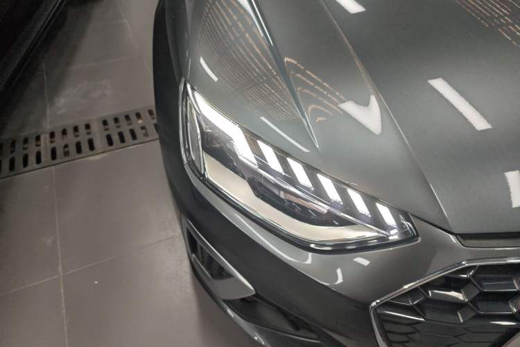 Used Audi A4L 2024 40 TFSI Fashion Dynamic Model Right Front Headlight