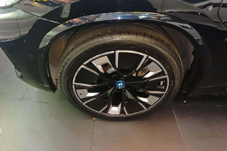 Used BMW iX3 2022 Leading Type Left Front Wheel Hub